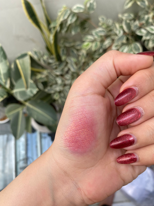 رژلب جامدشاین دار